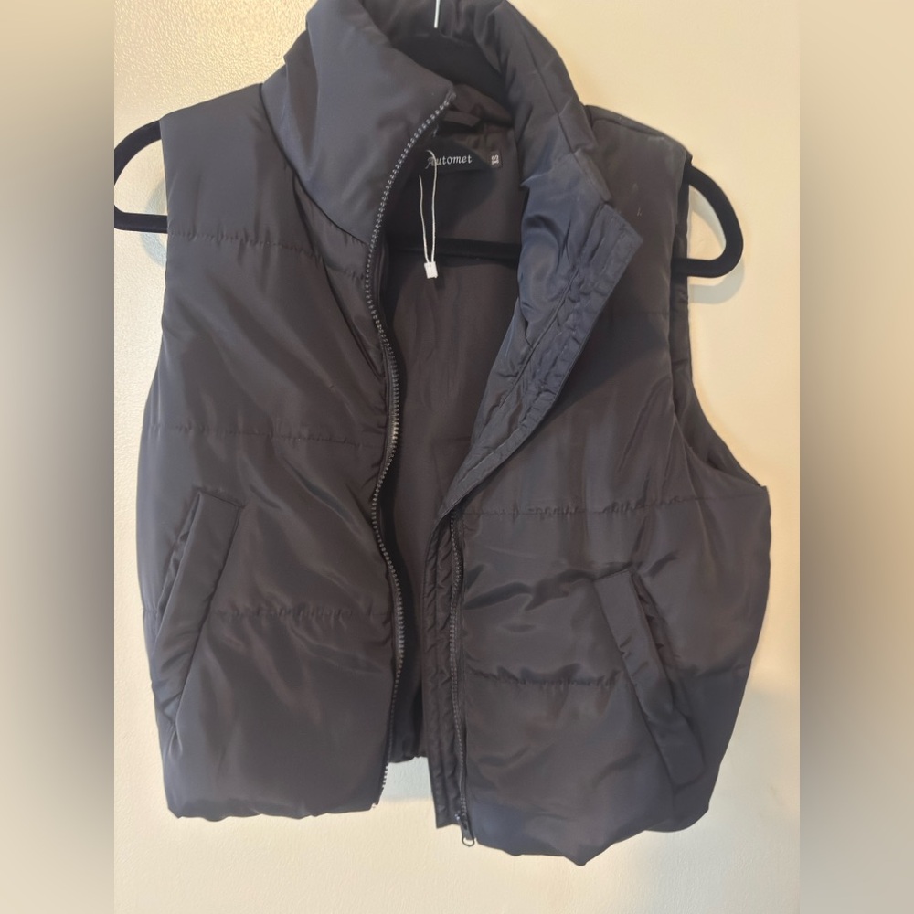 Automet black Puffer Vest